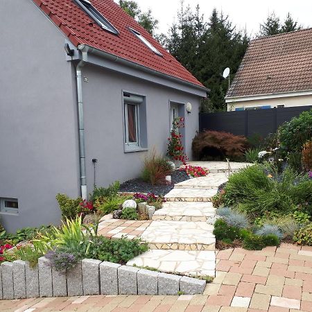 Gite Terre D'Helene 4 A 5 Pers Proche Strasbourg 42 M2, 3 Etoiles, Wifi, Paisible, Jardin, Proche Commerces,16 Atouts, Animaux Acceptes Berstett Buitenkant foto